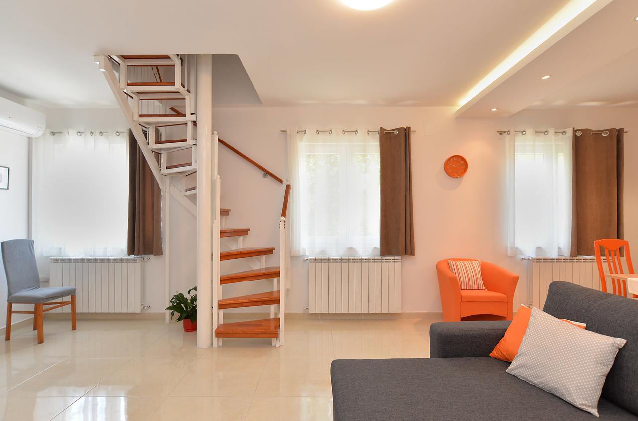 Apartments Olivera 1726 풀라 외부 사진