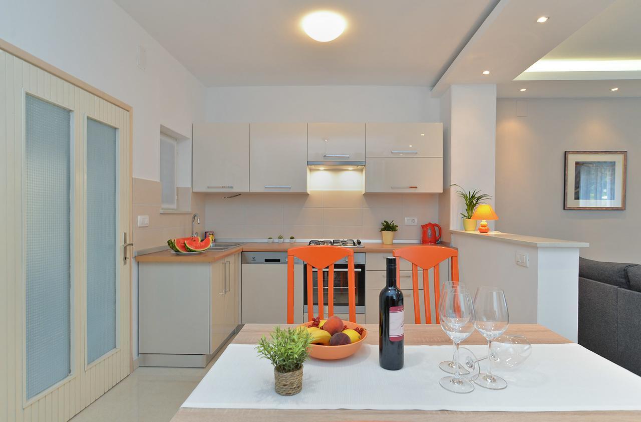Apartments Olivera 1726 풀라 외부 사진